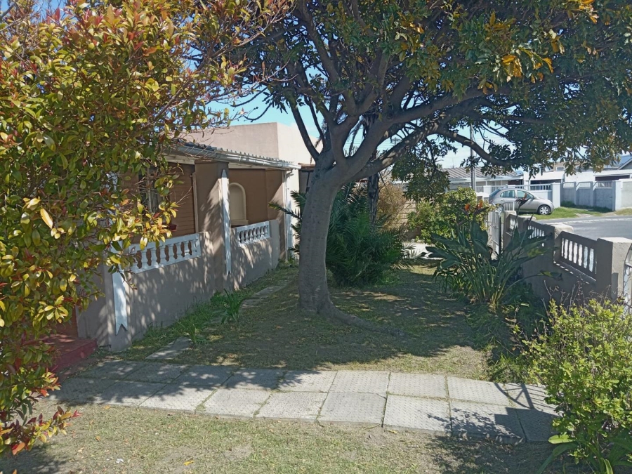 3 Bedroom Property for Sale in Heideveld Western Cape